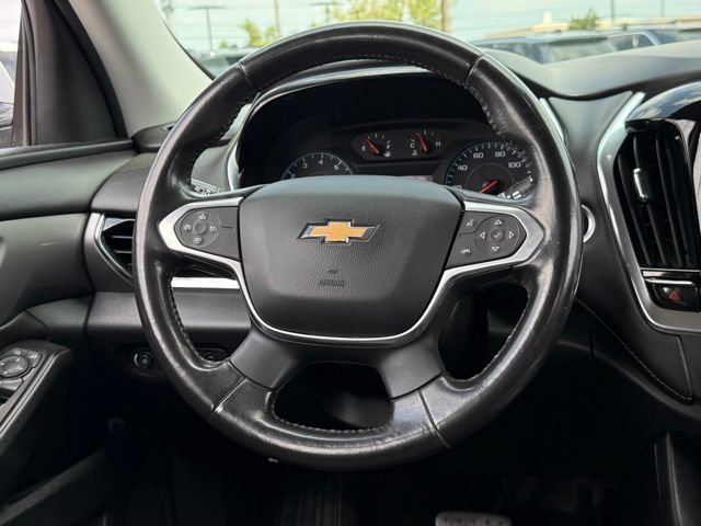 Used 2020 Chevrolet Traverse LT FWD image 6