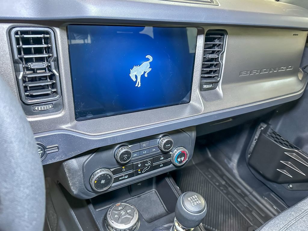 Certified 2025 Ford Bronco 2-Door AWD/4WD image 38