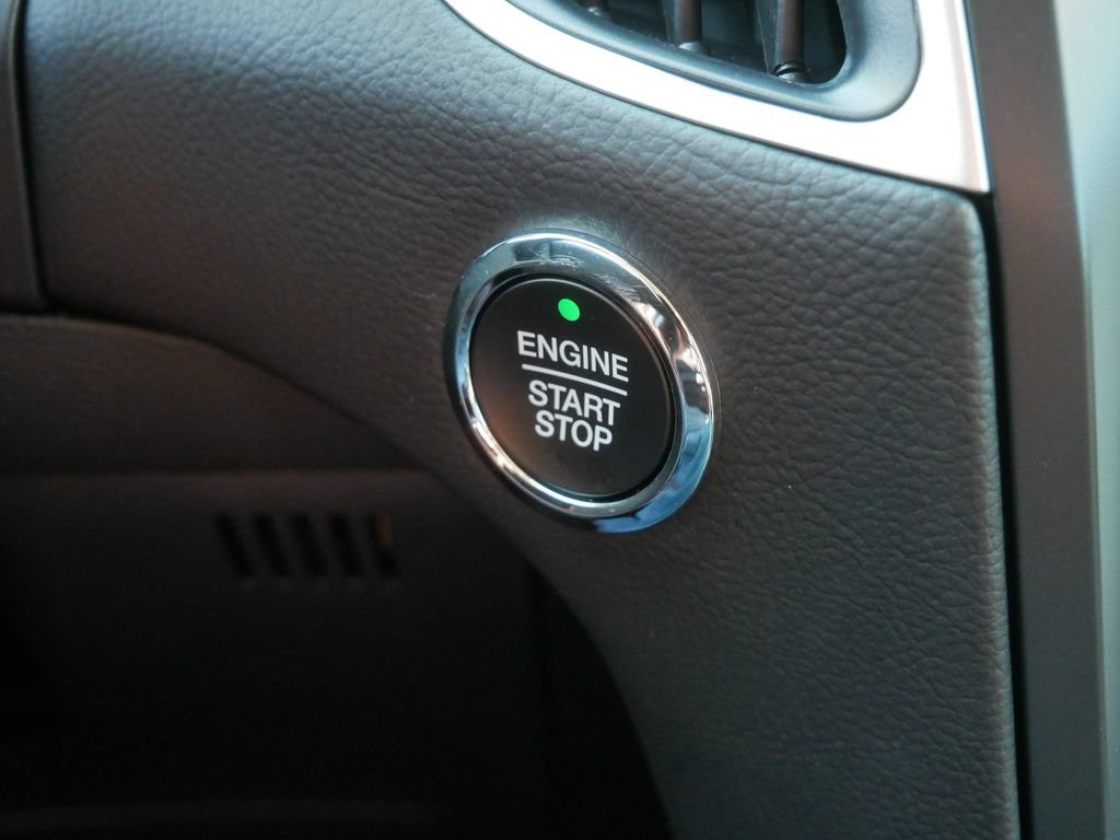 Certified 2024 Ford Edge SEL AWD/4WD image 21