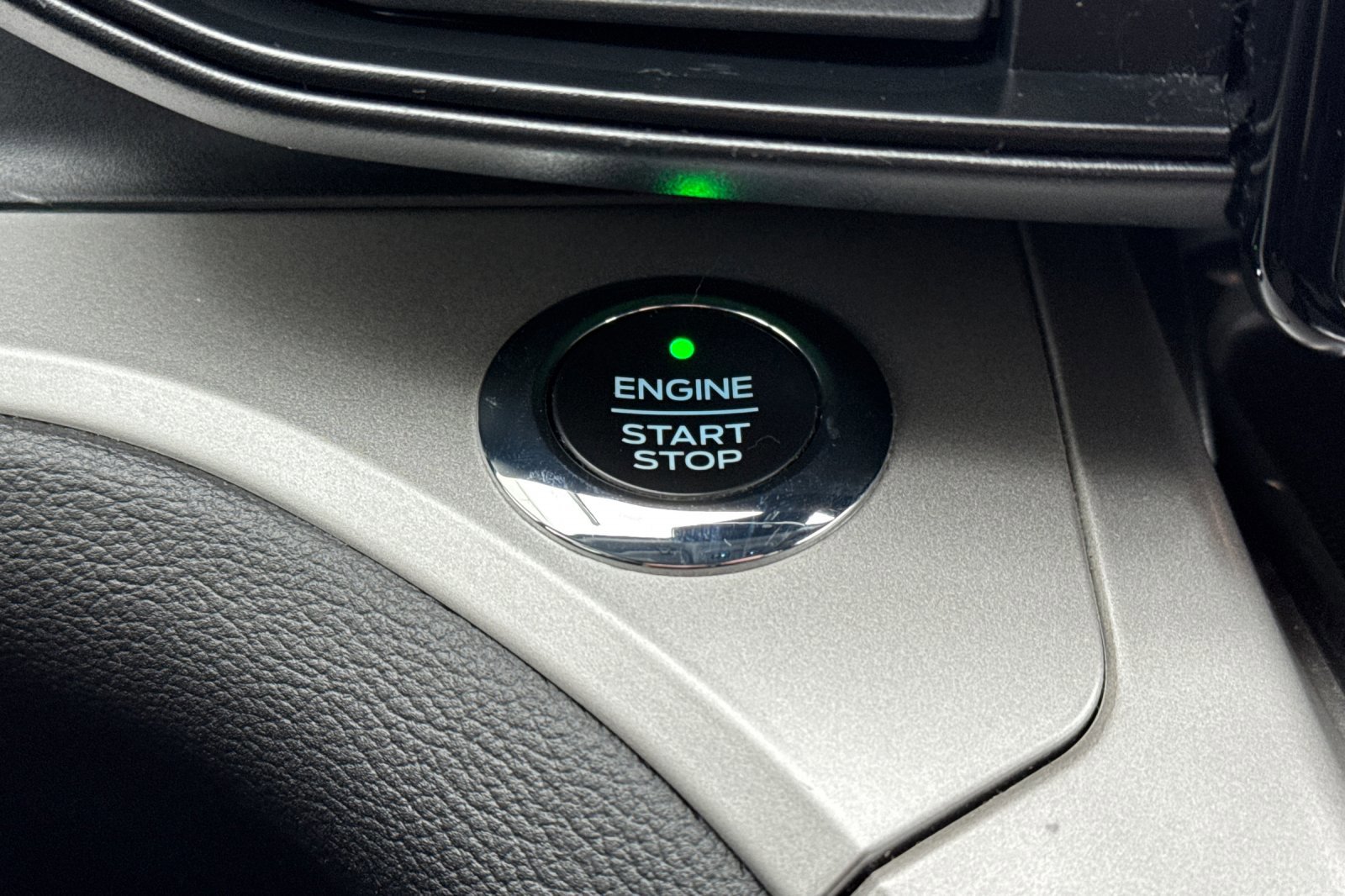 Certified 2021 Ford Explorer XLT image 23