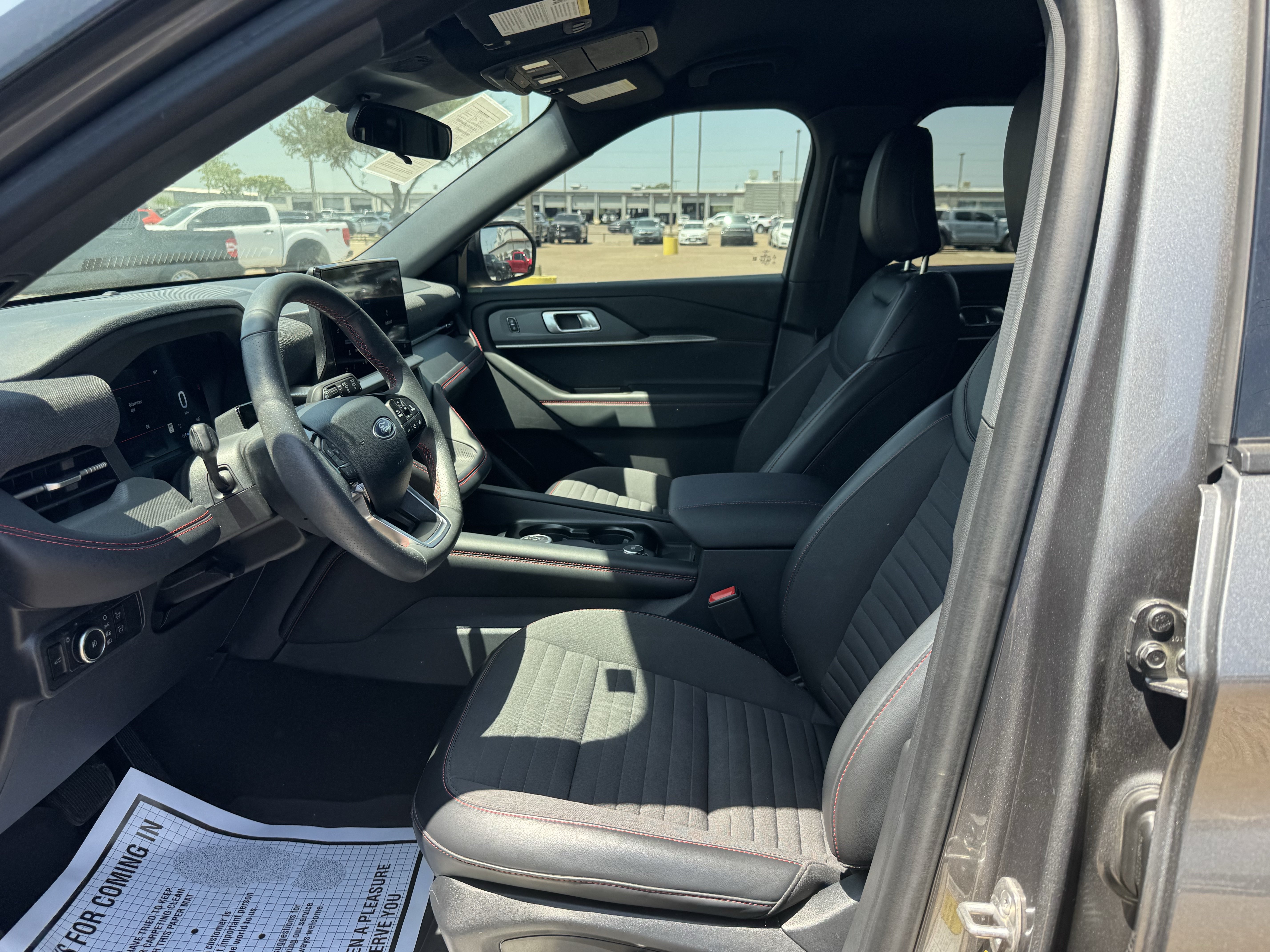 Certified 2025 Ford Explorer ST-Line RWD image 21