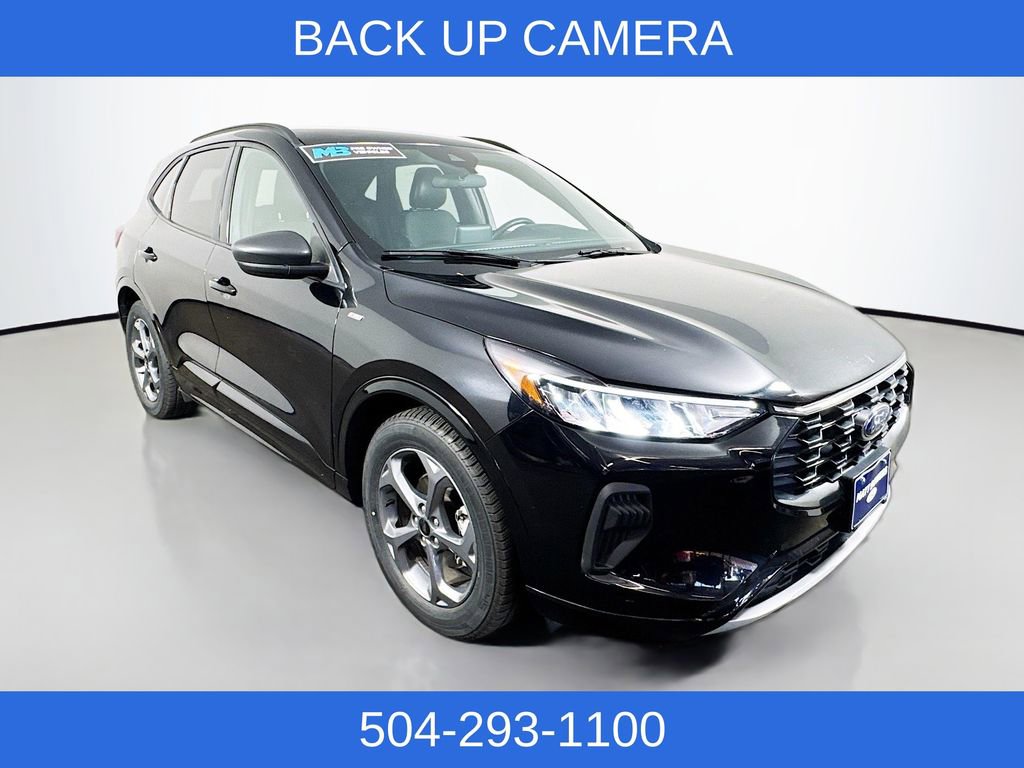 Certified 2023 Ford Escape ST-Line image 3