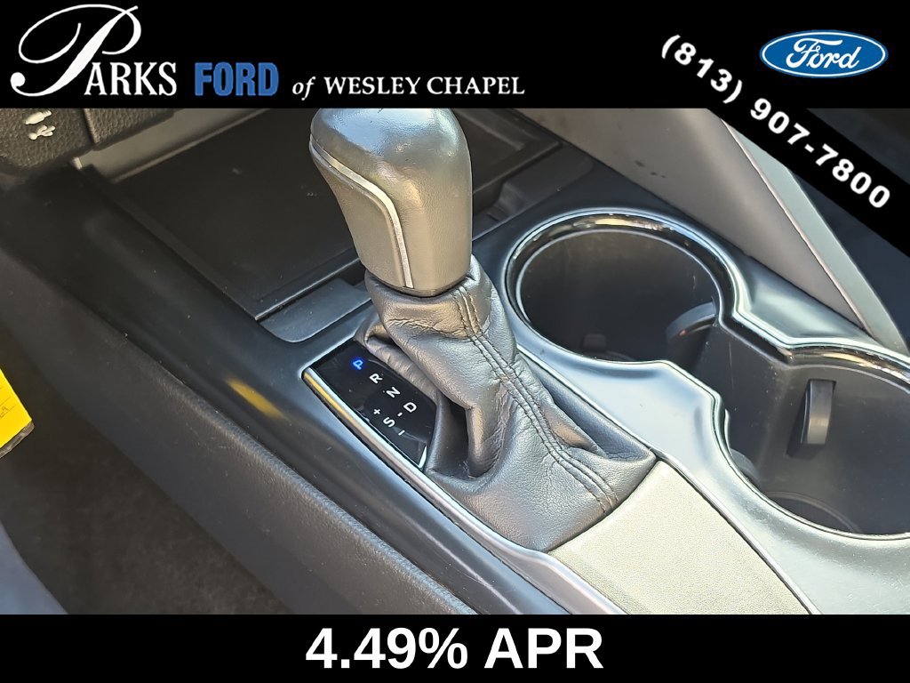 Used 2018 Toyota Camry SE w/ Moonroof Package FWD image 25