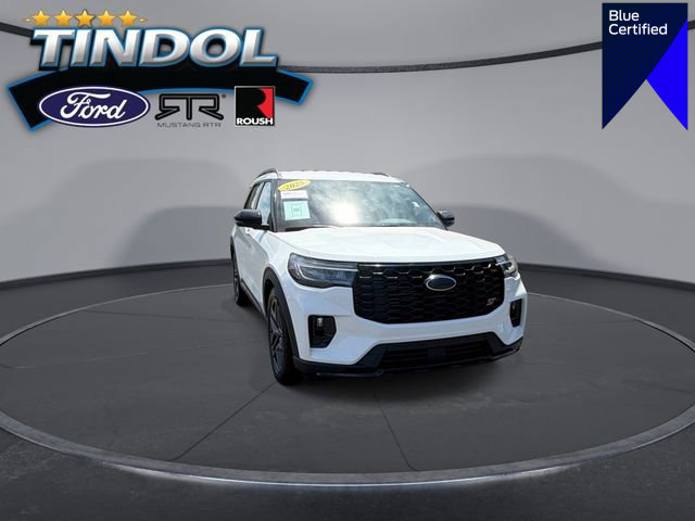 Certified 2025 Ford Explorer ST AWD/4WD image 1