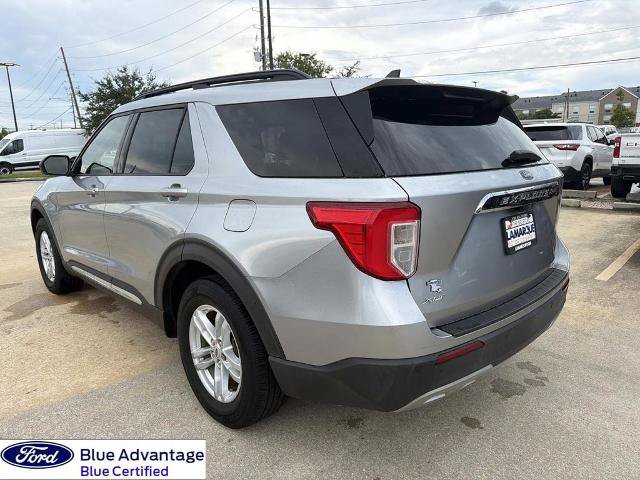 Certified 2022 Ford Explorer XLT w/ Equipment Group 202A RWD image 8