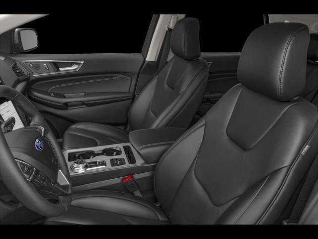 Certified 2021 Ford Edge Titanium w/ Equipment Group 301A image 9
