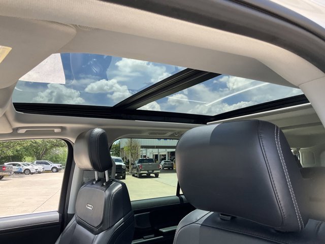 Certified 2025 Ford Expedition Max Platinum AWD/4WD image 9