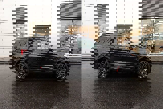 Certified 2025 Ford Explorer ST image 5