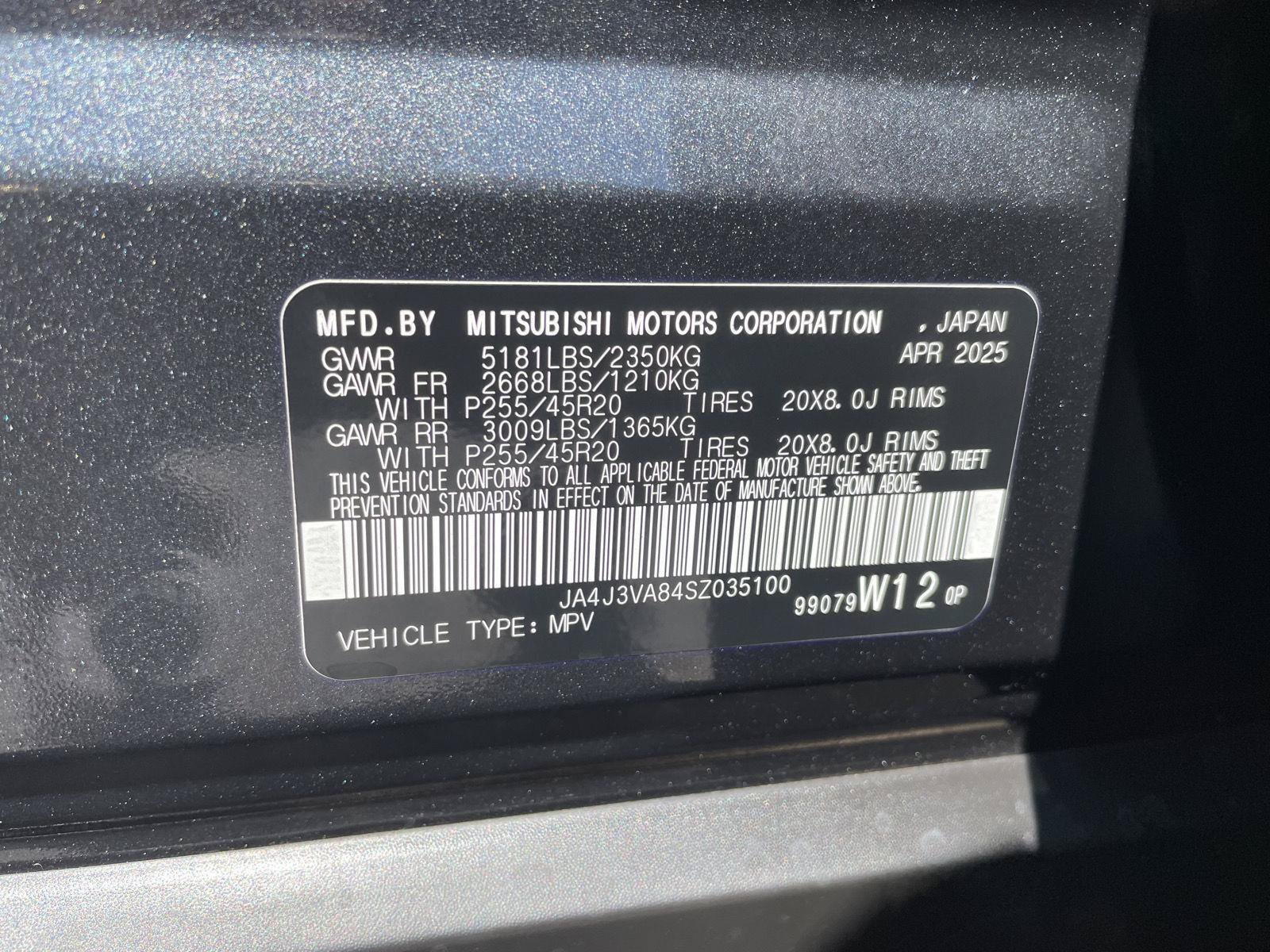 Used 2025 Mitsubishi Outlander SE FWD image 34
