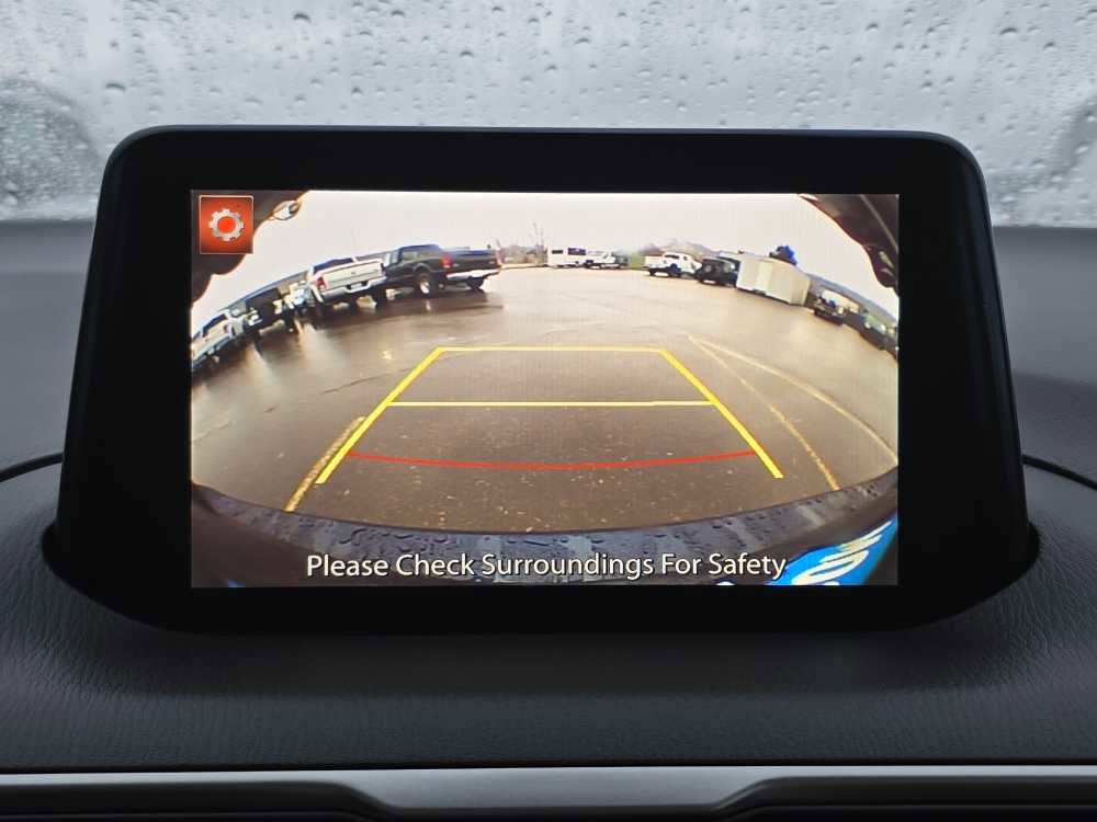 Used 2018 MAZDA MAZDA3 Touring image 19