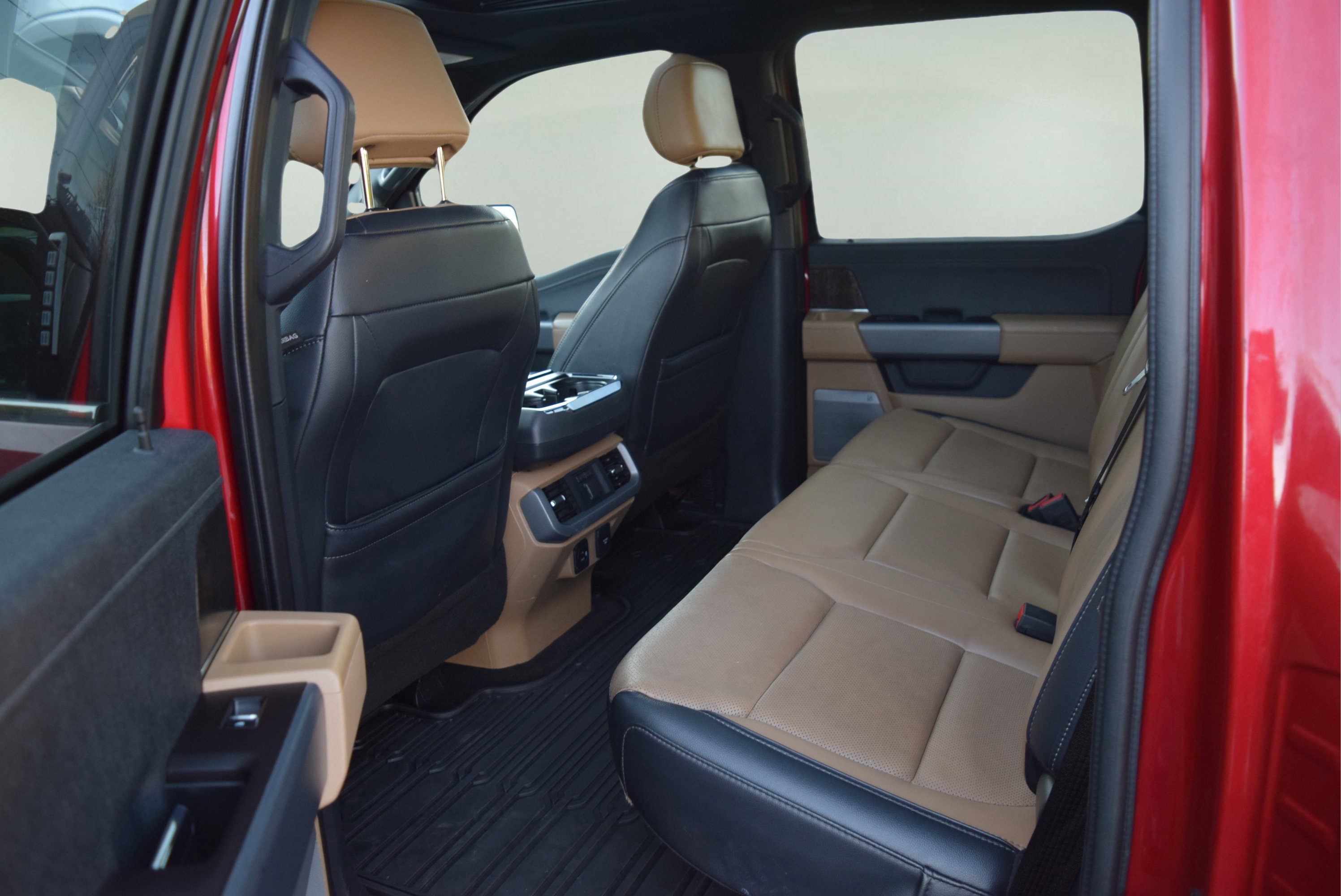 Certified 2021 Ford F150 Lariat w/ Equipment Group 502A High image 8