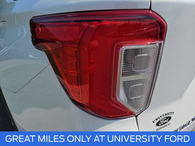 Certified 2023 Ford Explorer Platinum w/ Technology Package AWD/4WD image 33