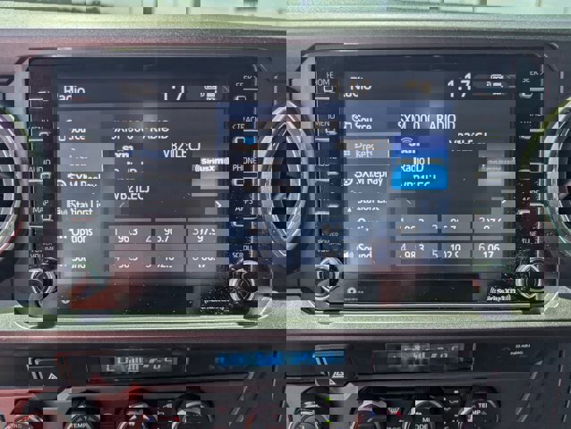 Used 2023 Toyota Tacoma TRD Off-Road w/ Technology Package AWD/4WD image 14