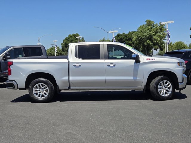 Used 2020 Chevrolet Silverado 1500 LT AWD/4WD image 3