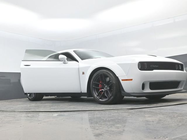 Used 2019 Dodge Challenger R/T Scat Pack w/ Widebody Package RWD image 29