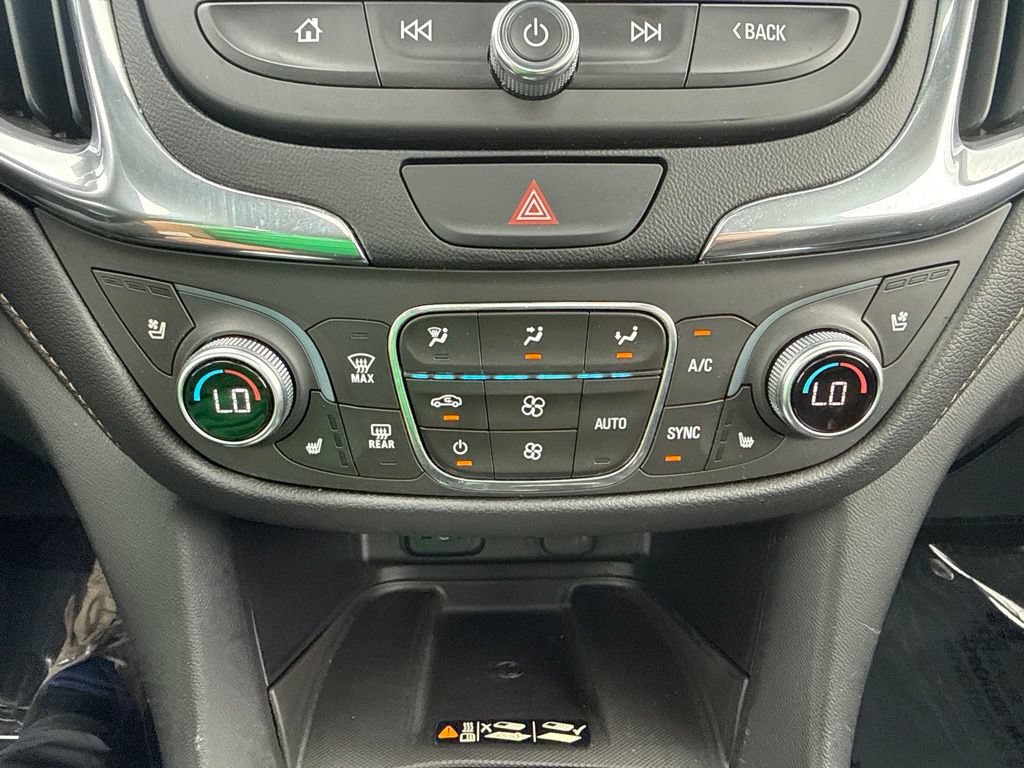 Used 2018 Chevrolet Equinox Premier AWD/4WD image 27