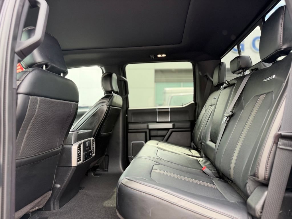 Certified 2019 Ford F450 Platinum w/ Platinum Ultimate Package AWD/4WD image 20