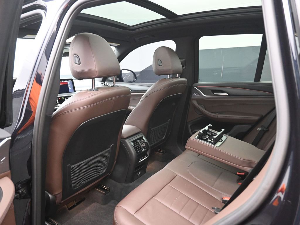 Used 2024 BMW X3 sDrive30i w/ Premium Package image 11