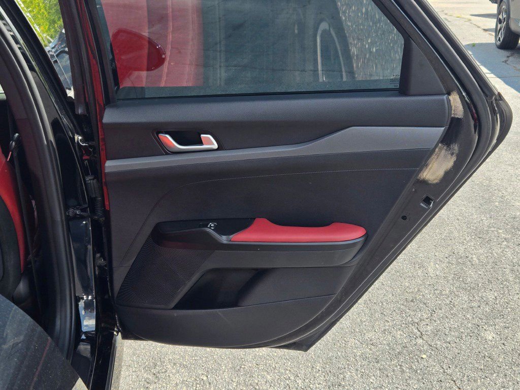 Used 2024 Kia K5 GT-Line image 11