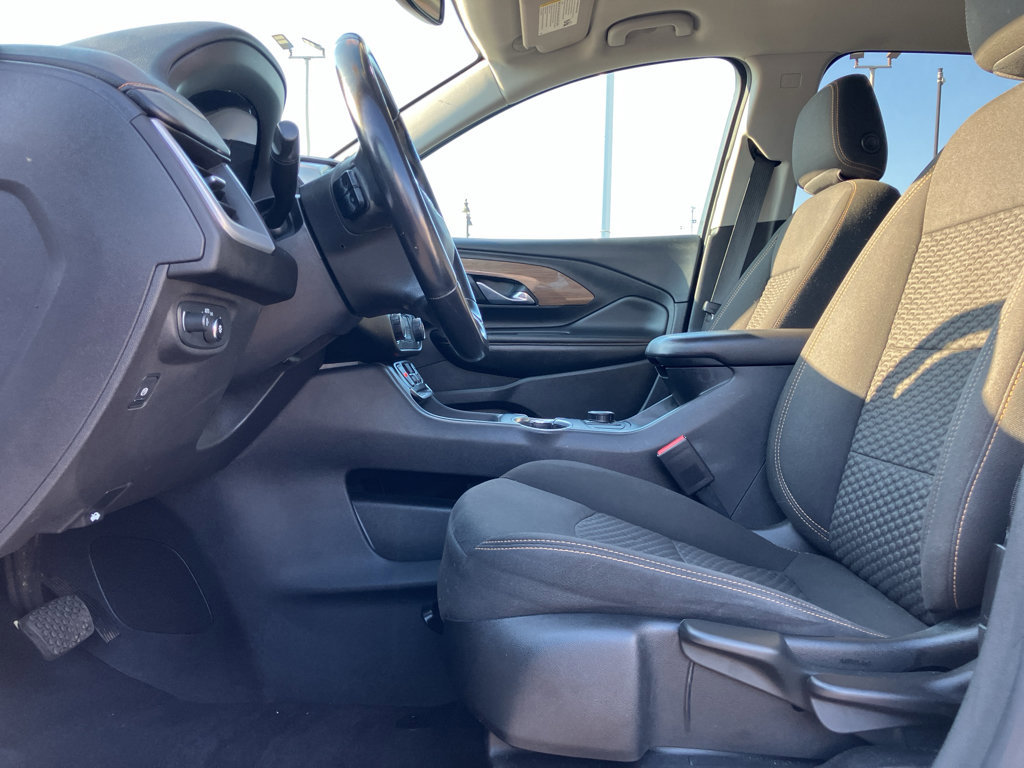 Used 2021 GMC Terrain SLE w/ Elevation Edition image 26