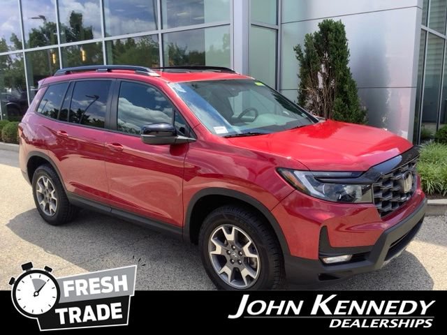 Used 2022 Honda Passport TrailSport image 2