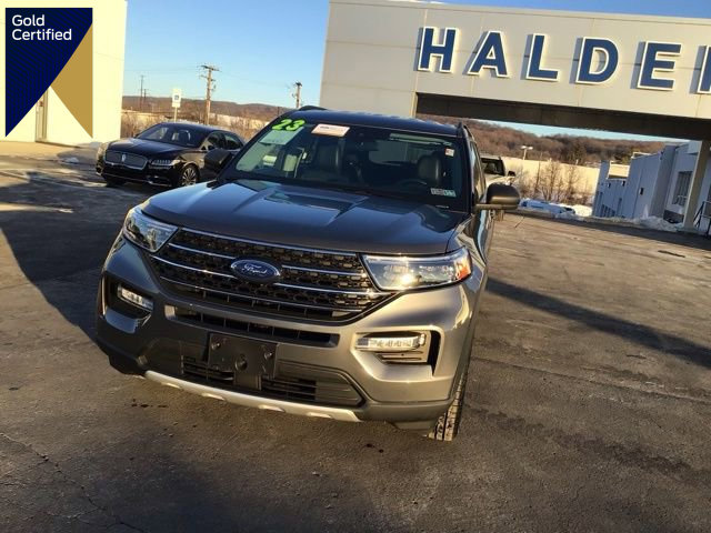 Certified 2023 Ford Explorer XLT w/ Equipment Group 202A image 1