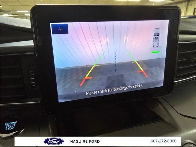 Certified 2022 Ford Explorer XLT w/ Equipment Group 202A image 31