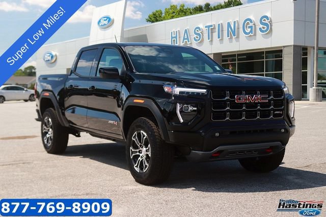 Used 2025 GMC Canyon AT4