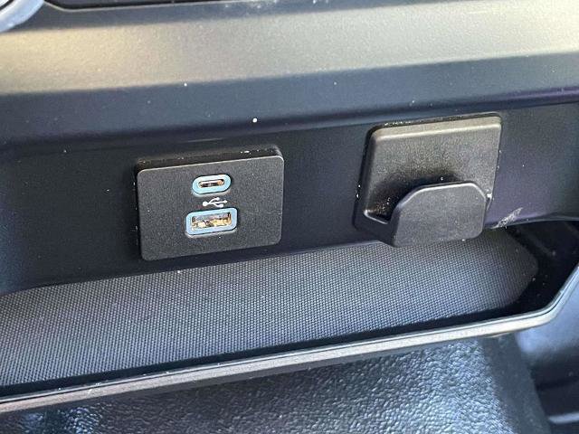 Certified 2022 Ford F150 XL w/ Equipment Group 101A High image 25