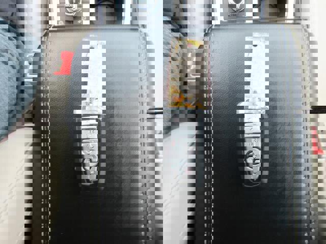 Certified 2022 Ford Explorer XLT w/ Equipment Group 202A image 17