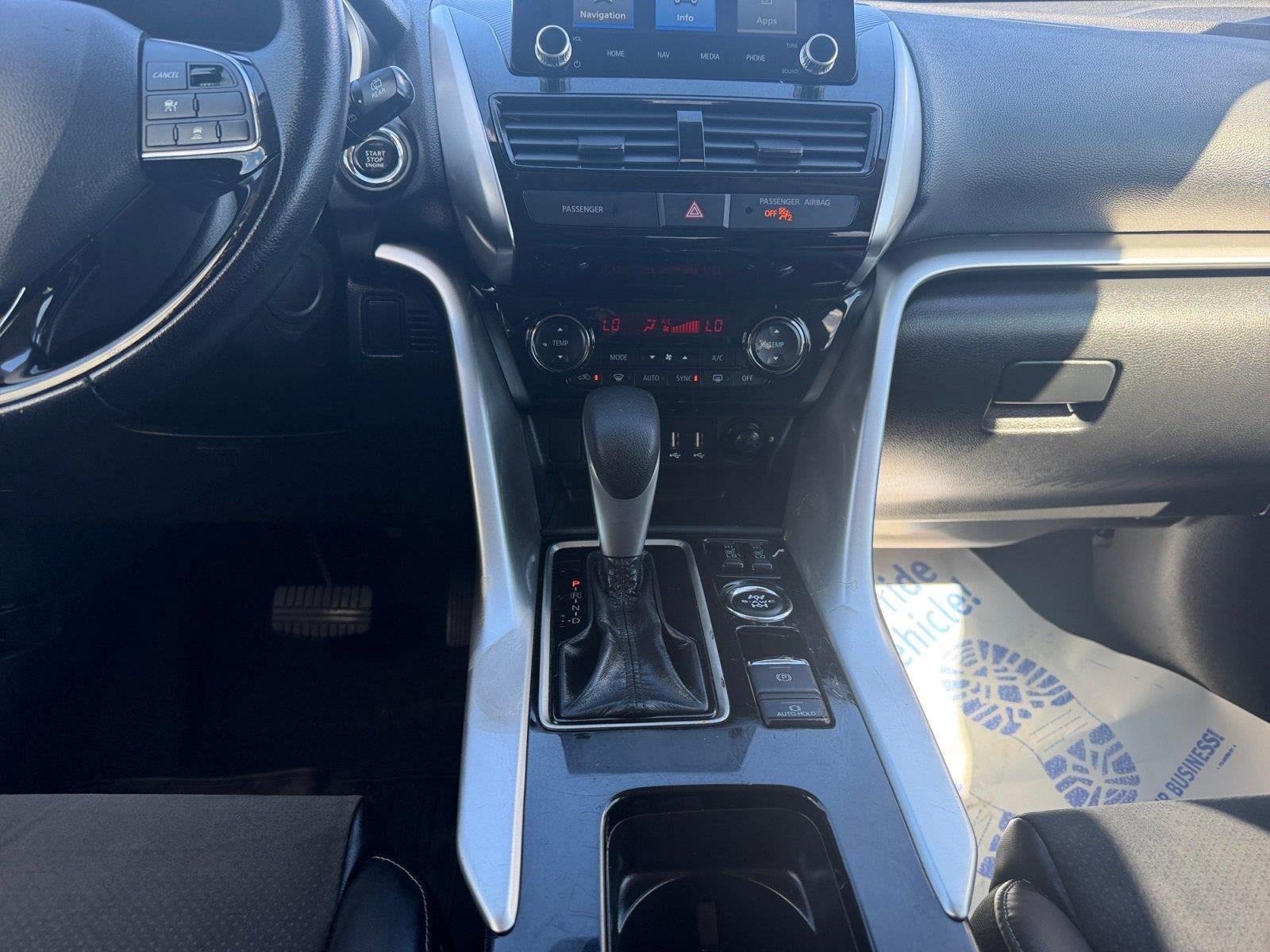 Used 2024 Mitsubishi Eclipse Cross AWD image 11