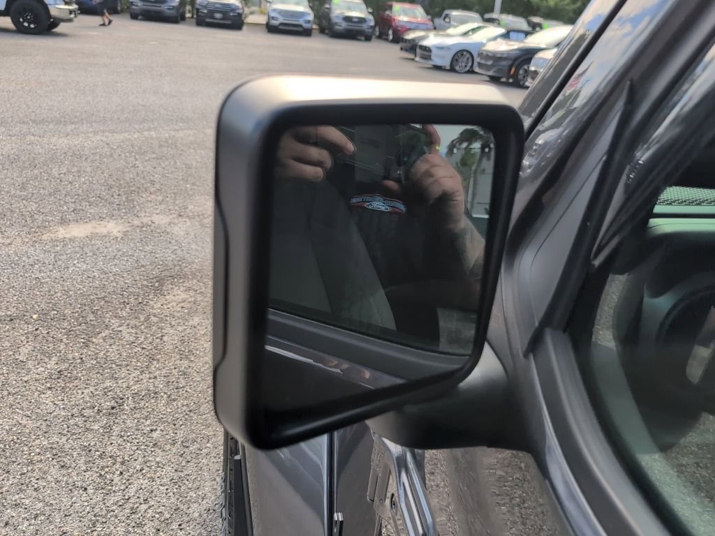 Used 2022 Jeep Gladiator Sport image 7