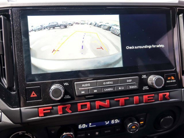 Used 2026 Nissan Frontier PRO-4X w/ Tow Package AWD/4WD image 21
