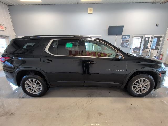 Used 2023 Chevrolet Traverse LT image 6