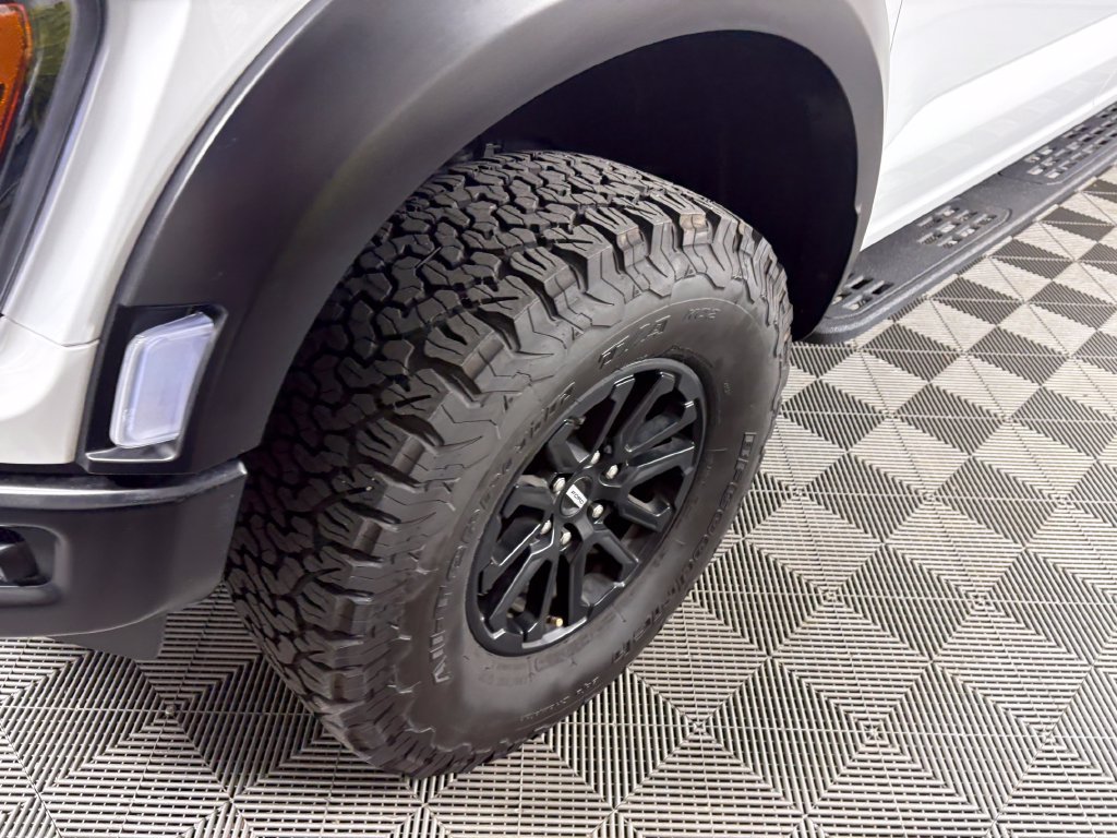 Certified 2025 Ford F150 Raptor AWD/4WD image 10