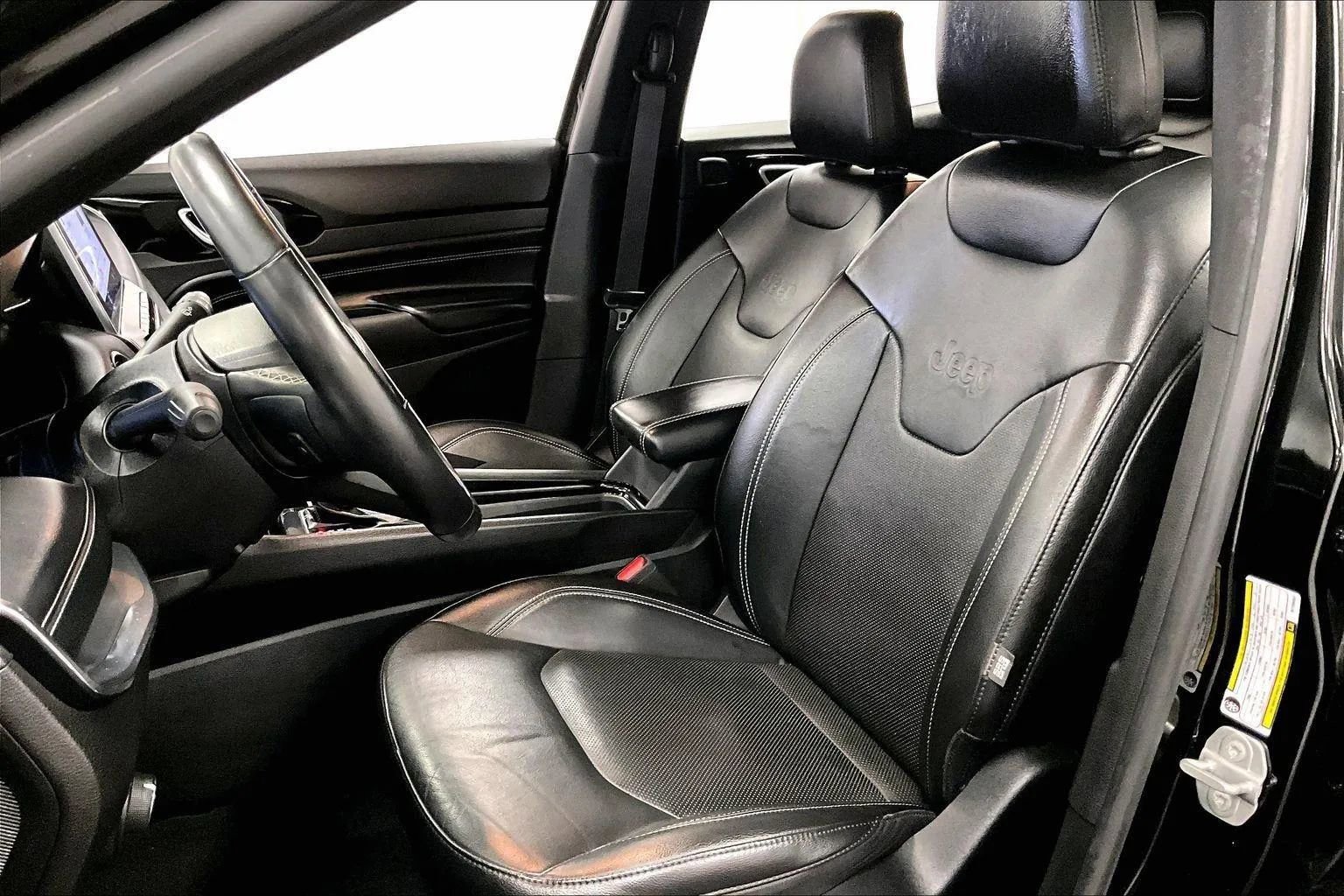 Used 2022 Jeep Compass High Altitude image 24