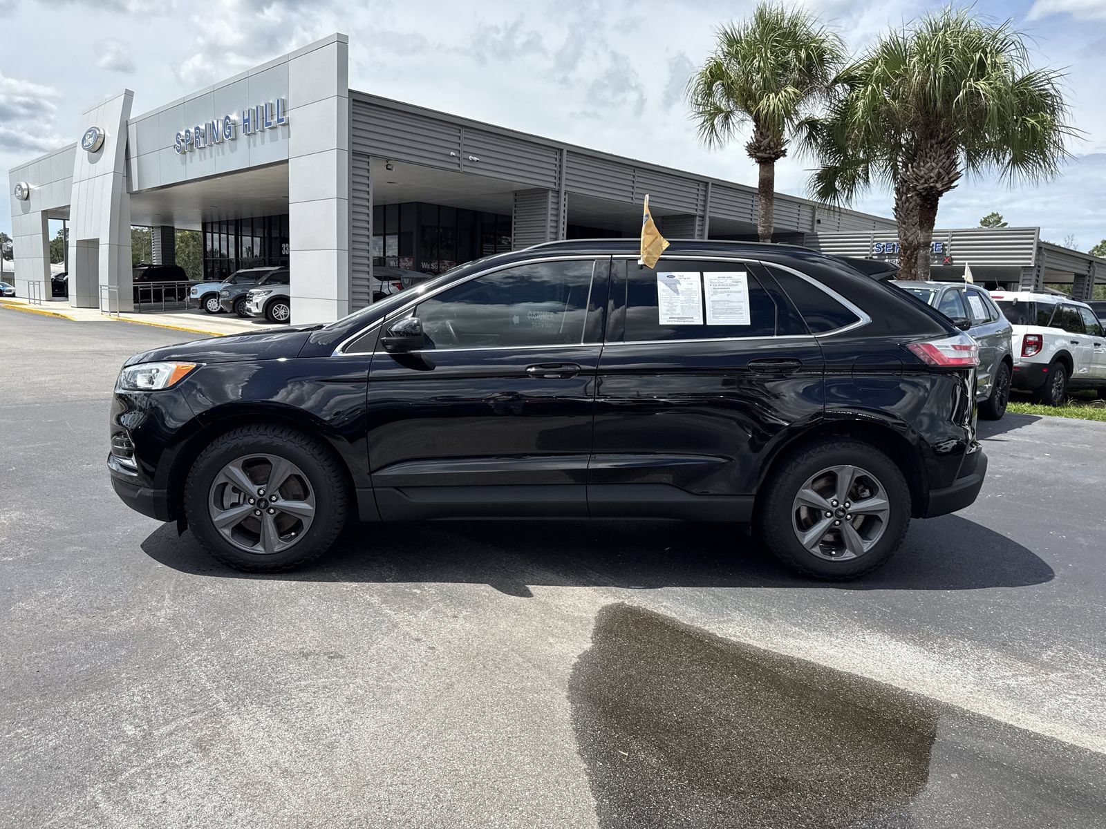 Certified 2022 Ford Edge SEL w/ Sport Appearance Package AWD/4WD image 8