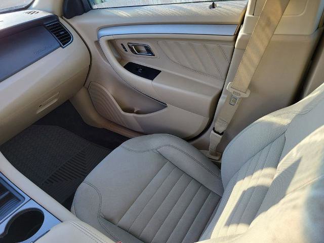 Certified 2017 Ford Taurus SE image 16