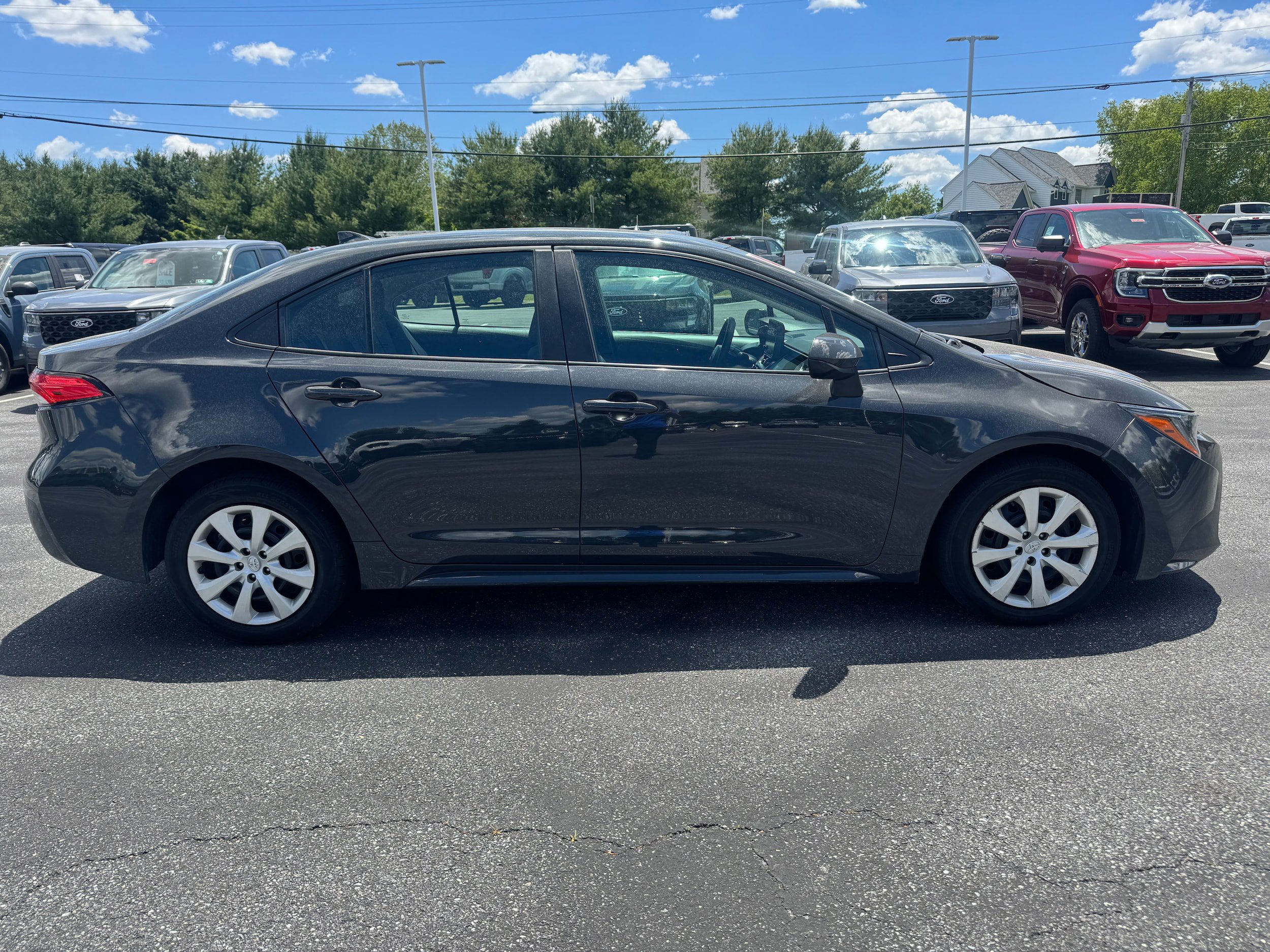 Used 2024 Toyota Corolla LE FWD image 6