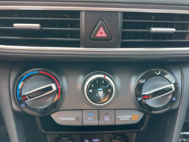 Used 2019 Hyundai Kona SE AWD/4WD image 24