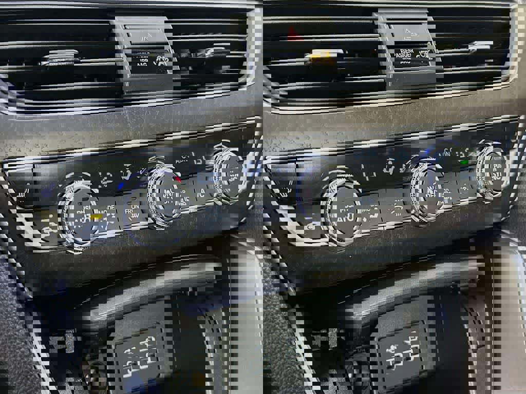 Used 2022 Honda Accord EX-L image 21