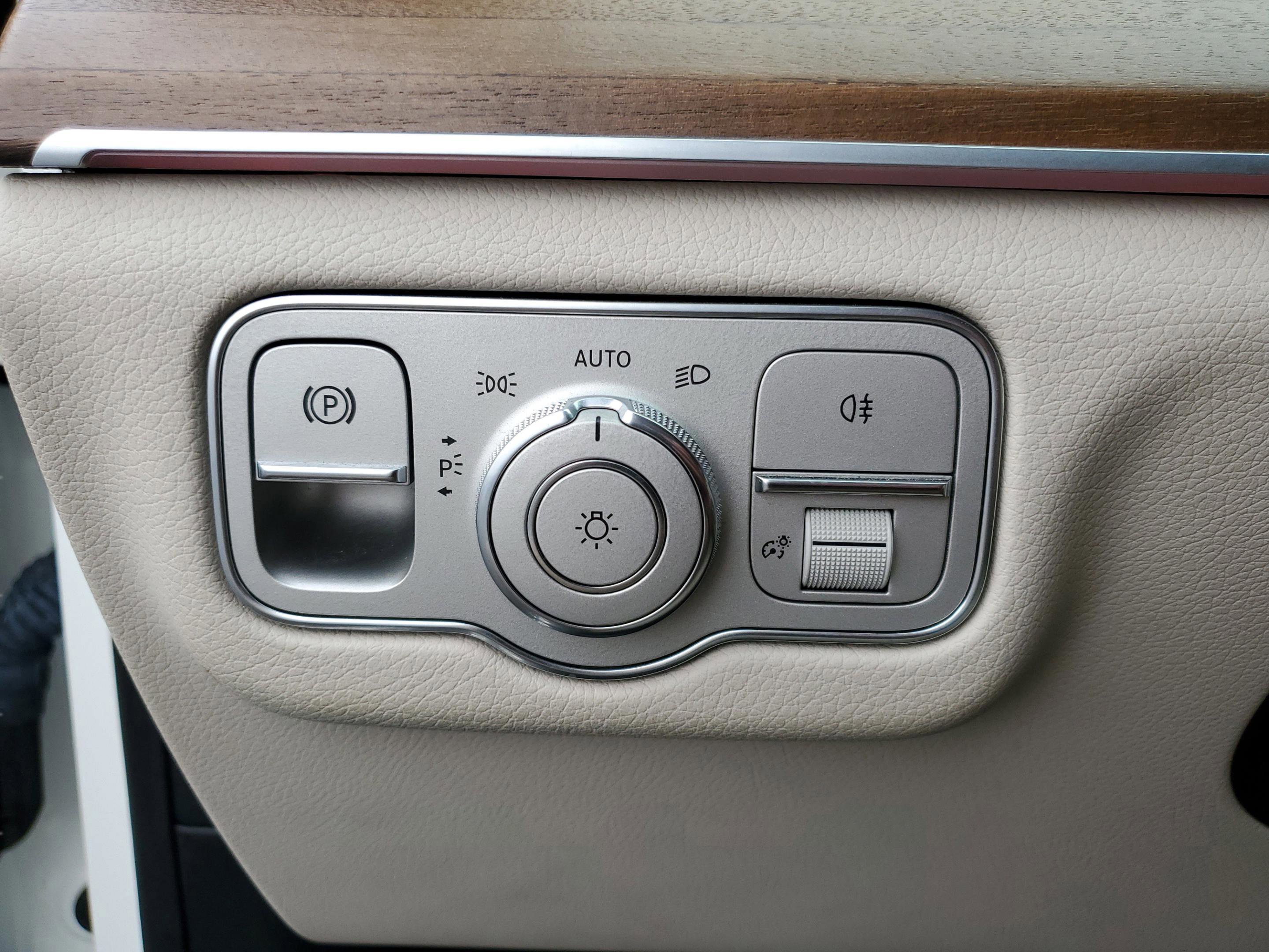 Used 2022 Mercedes-Benz GLE 350 4MATIC image 40