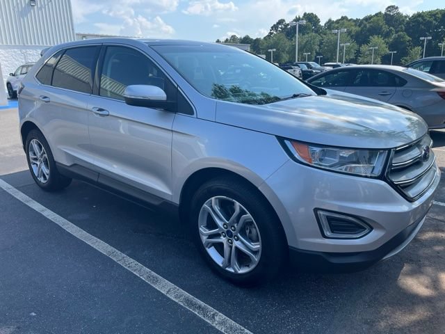 Certified 2018 Ford Edge Titanium w/ Equipment Group 301A AWD/4WD image 2