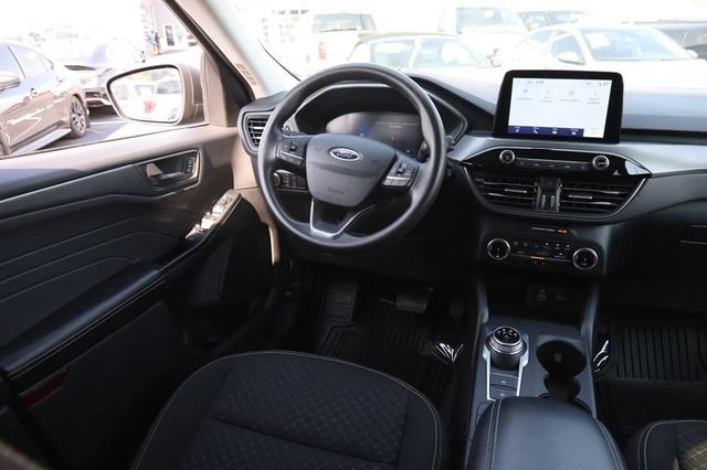 Certified 2025 Ford Escape Active FWD image 22