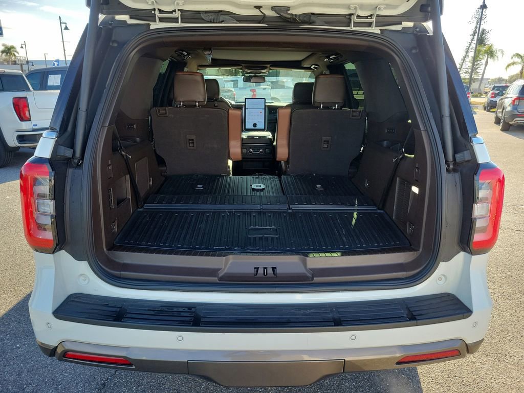 Certified 2024 Ford Expedition King Ranch image 10