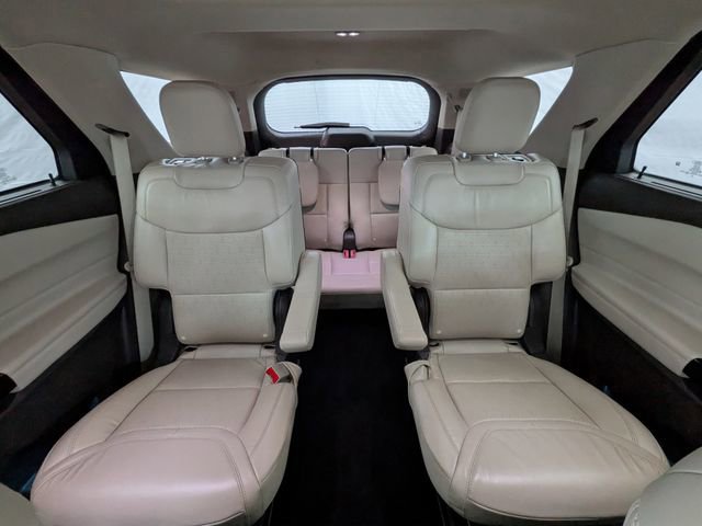 Certified 2023 Ford Explorer Platinum w/ Technology Package image 21