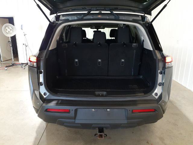 Used 2025 Nissan Pathfinder S AWD/4WD image 11