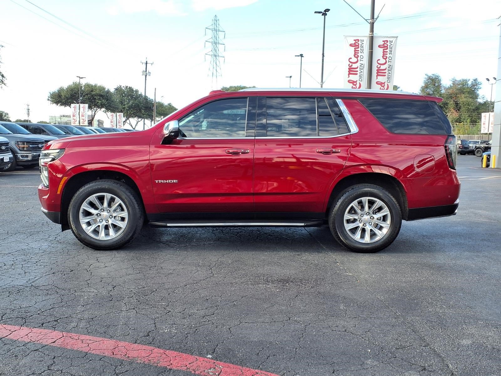 Used 2025 Chevrolet Tahoe Premier RWD image 7
