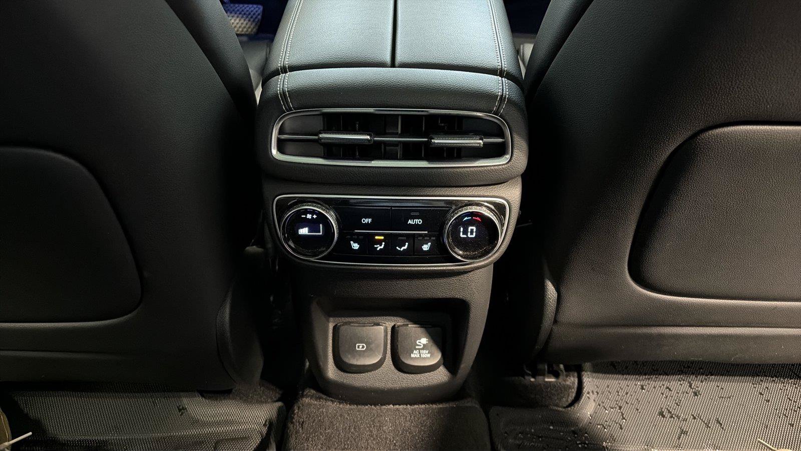 Used 2022 Genesis GV80 3.5T Advanced + AWD/4WD image 31