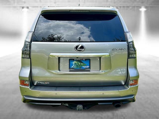 Used 2023 Lexus GX 460 Luxury w/ Sport Design Package AWD/4WD image 6